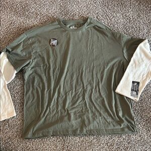 Men's Green and White Long Sleeve Shirt